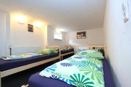 6678 Privat-Souterrain-Apartment