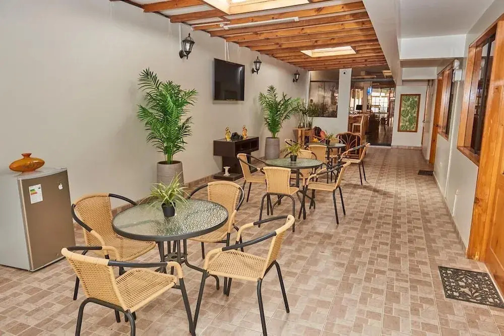 Hostal Montecarlo