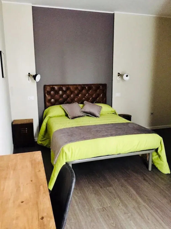 Pove 2.4 Hotel