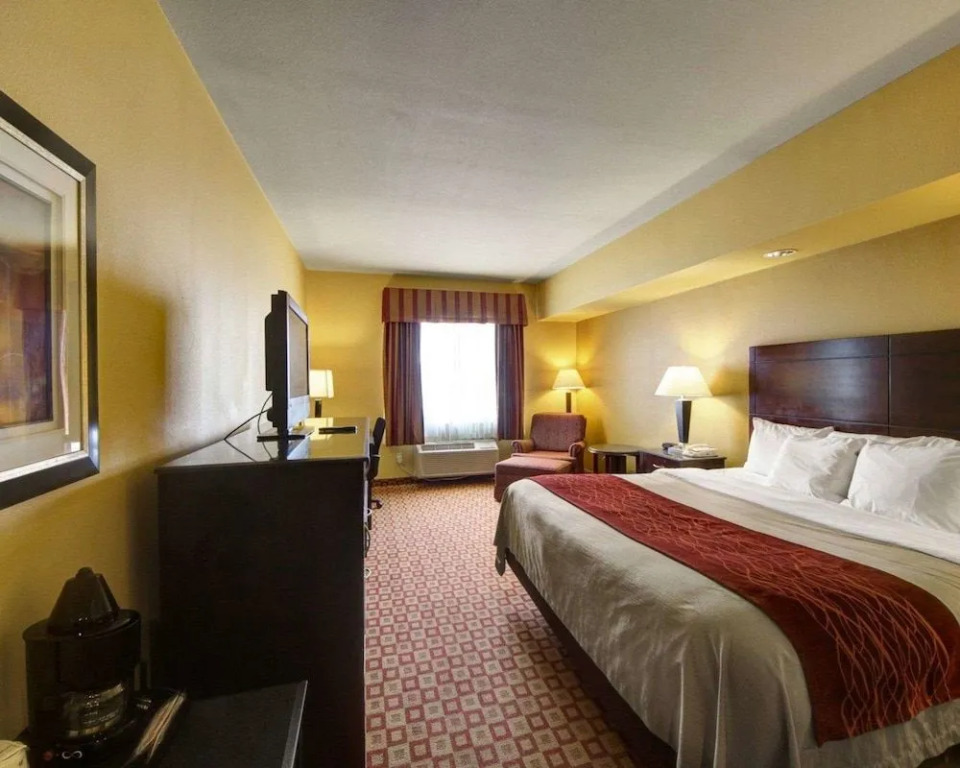 Comfort Inn & Suites Donna Near I-2