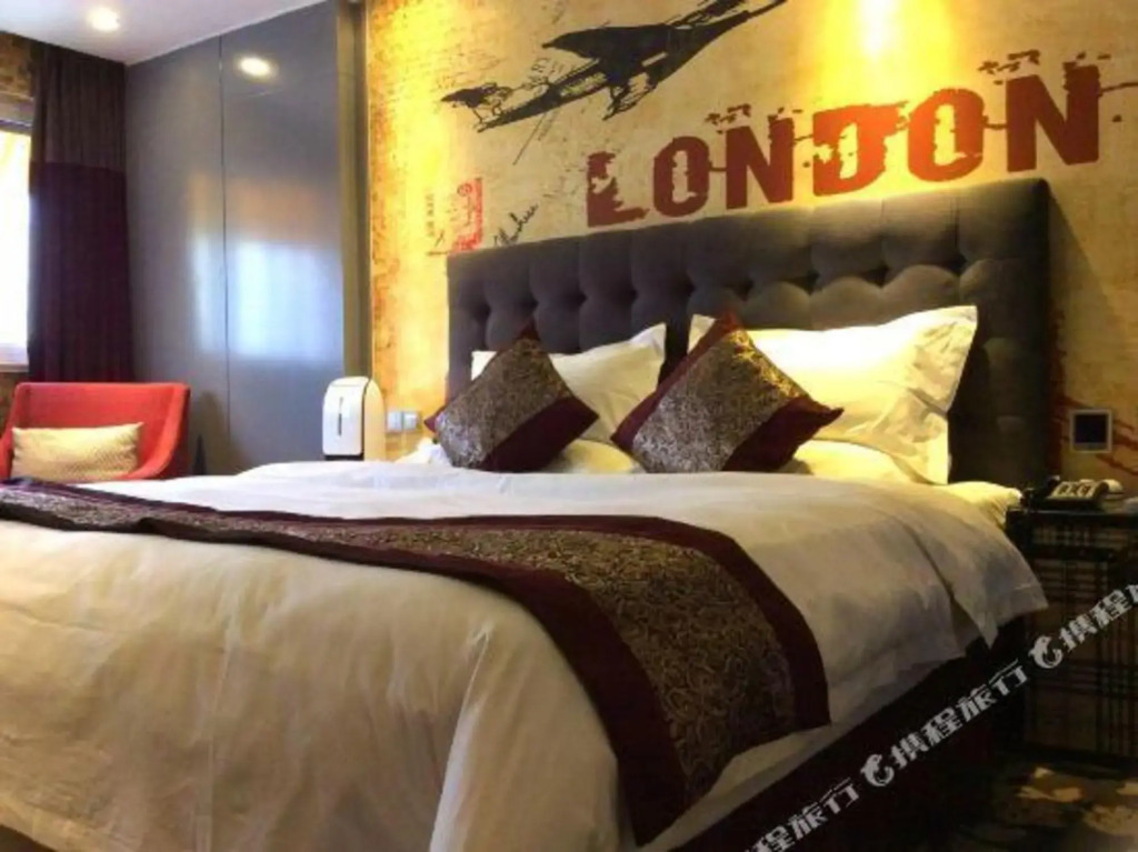 Jinghe Fashion Hotel