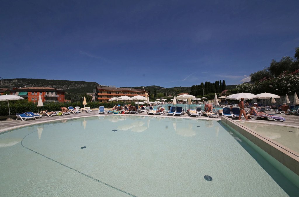 Hotel La Perla - Bike Hotel