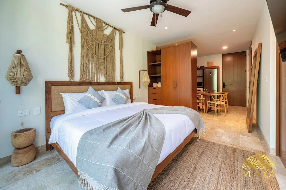 NHOA 206A Lux 2BR Jungle View Aldea Zama