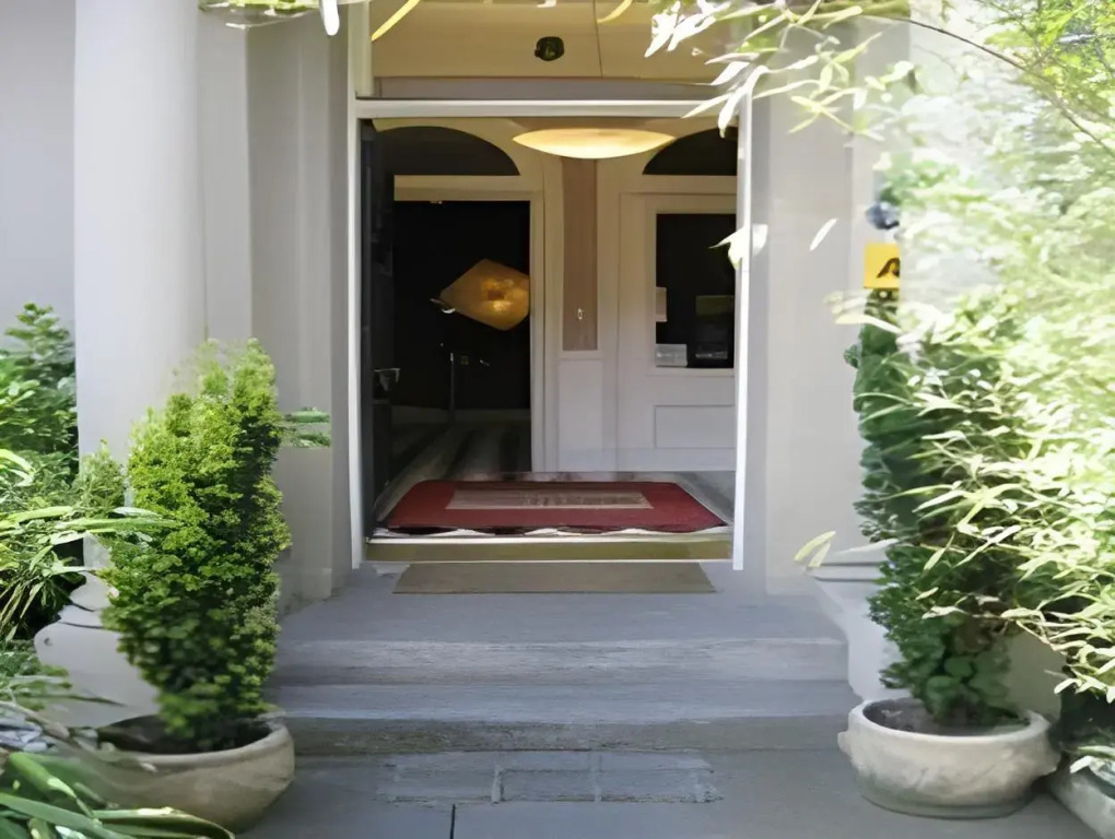 Southside Guest House