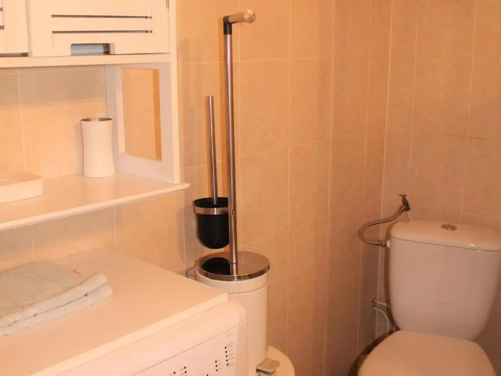 Appartement Balaruc-les-Bains, 1 pièce, 4 personnes - FR-1-503-51