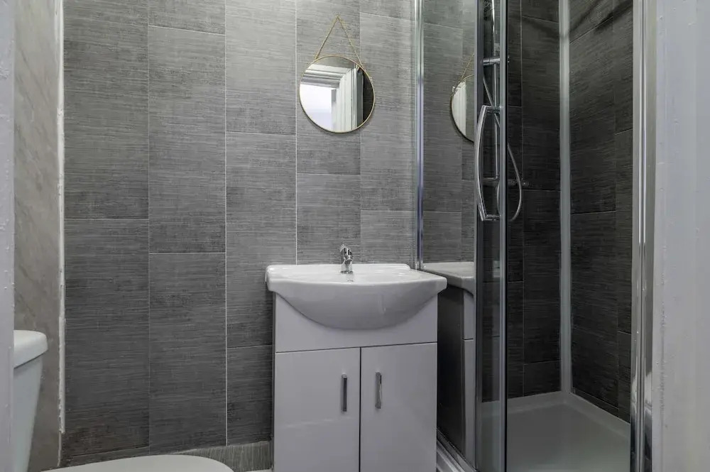 Self Contained 1-bed Studio5 in Coventry