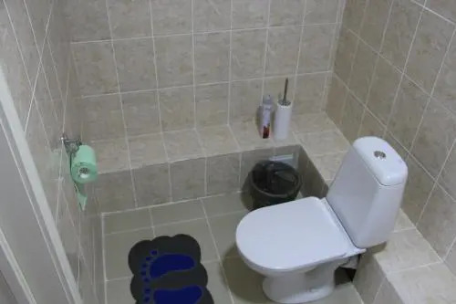 Lama Guest House