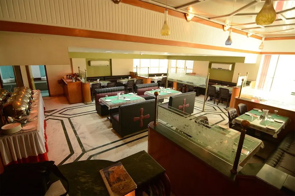 Hotel Golden Palace