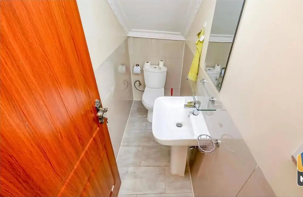 Inviting 6-bedrooms Apartment in Kigali