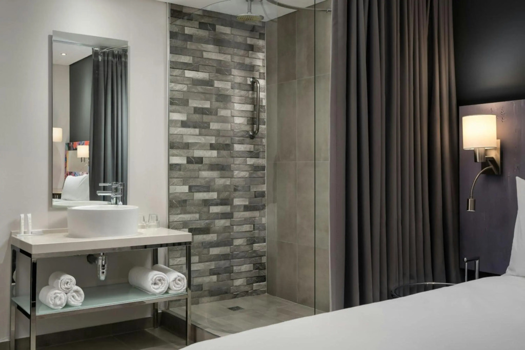 Protea Hotel Fire & Ice by Marriott Cape Town