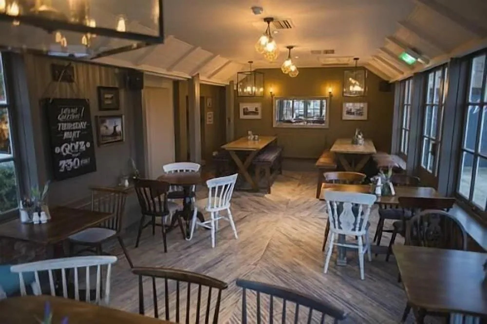 The Kings Head Wroxham by Greene King Inns