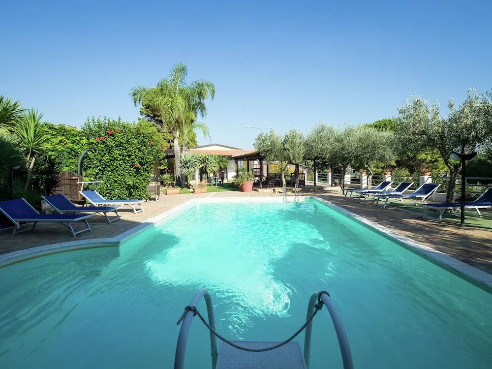 Holiday Home in Ribera With Swimming Pool, Garden, Veranda