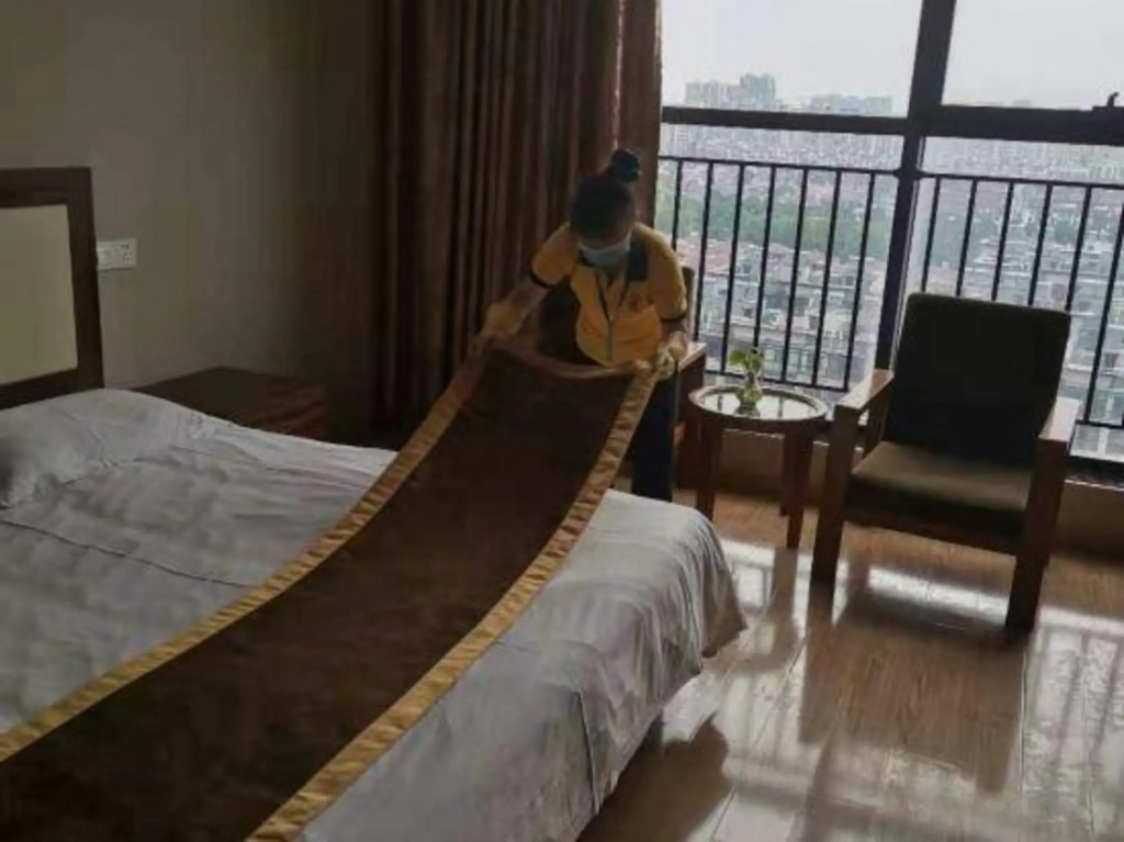 Super 8 Hotel (North Square of Suzhou Railway Station)