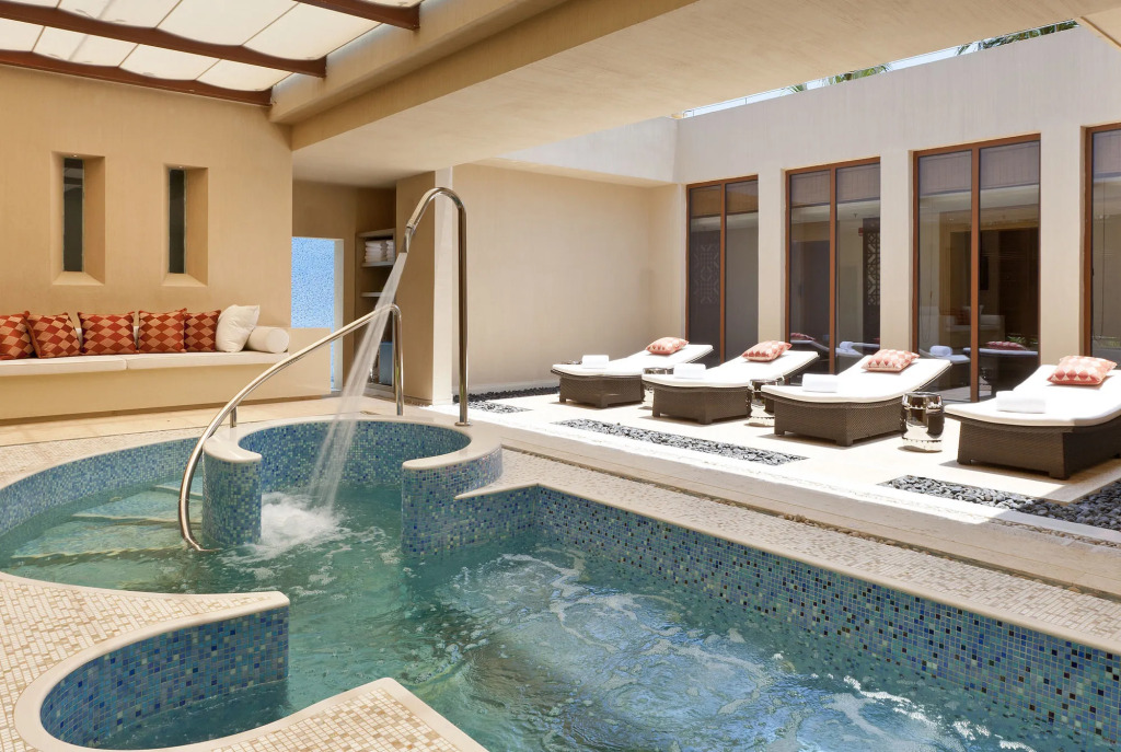 Four Points by Sheraton Shenzhou Peninsula Resort