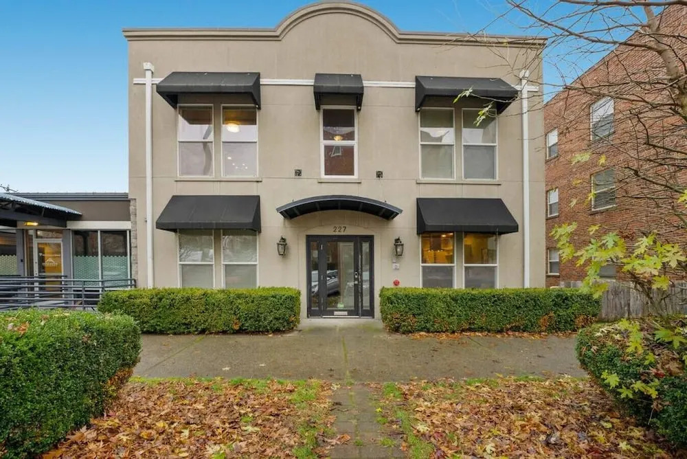Extended Stay Comfort Fast Wi-fi Downtown