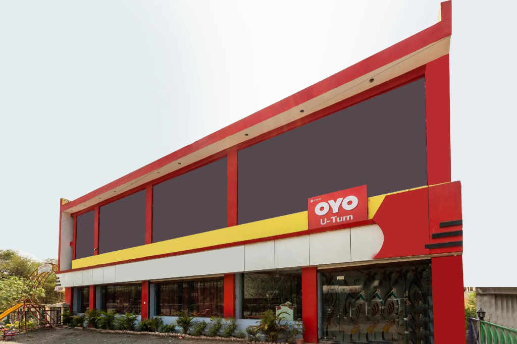 OYO 35845 U-turn
