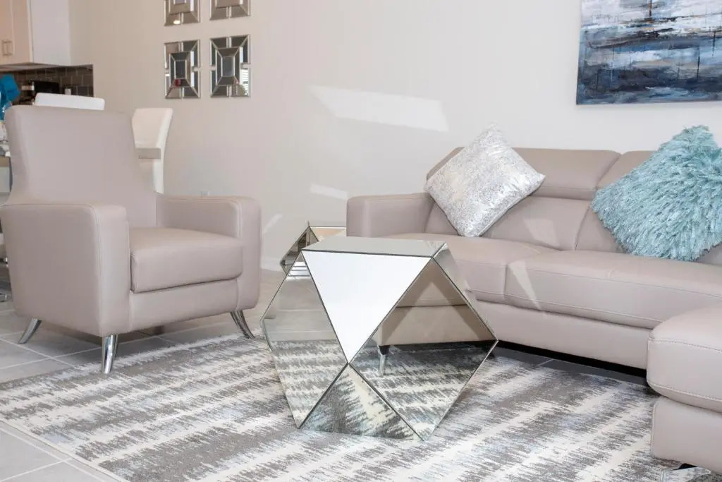 Stunning 2 Bedroom Apartment with AquaPark 304
