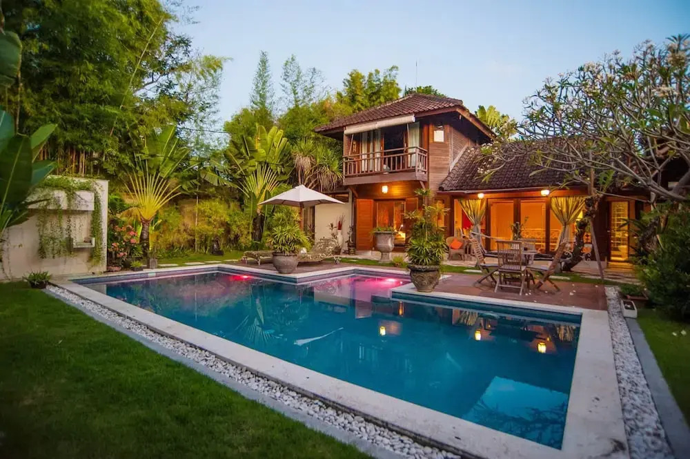 Villa Flora 3 Bedroom