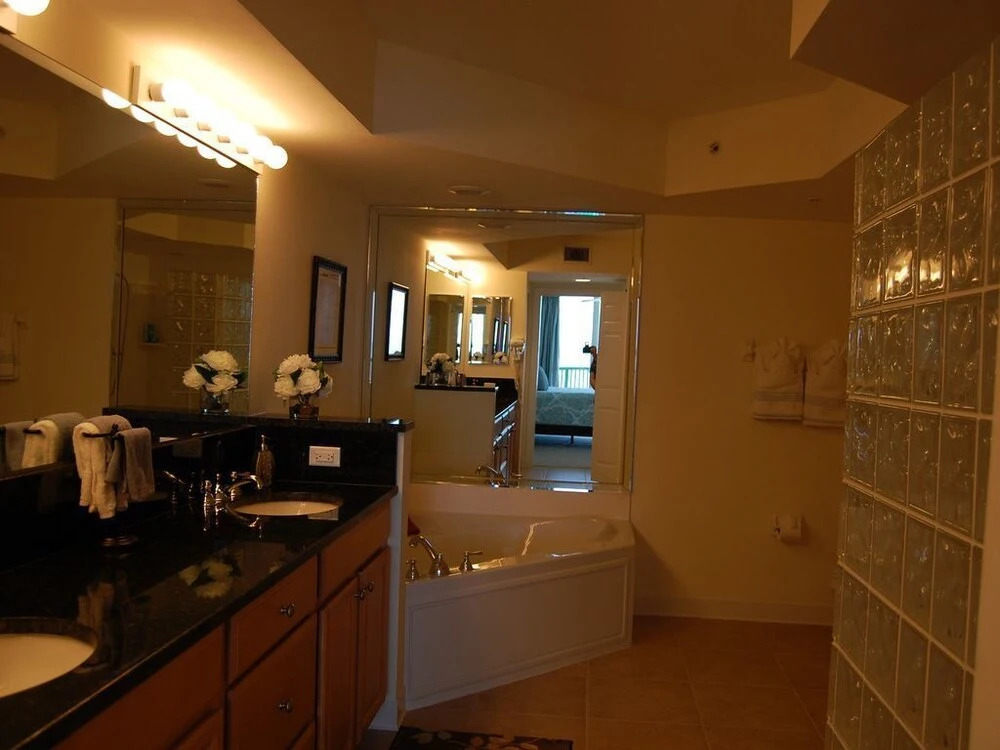 Dimucci TT 606 3 Bedrooms 3 Bathrooms Condo