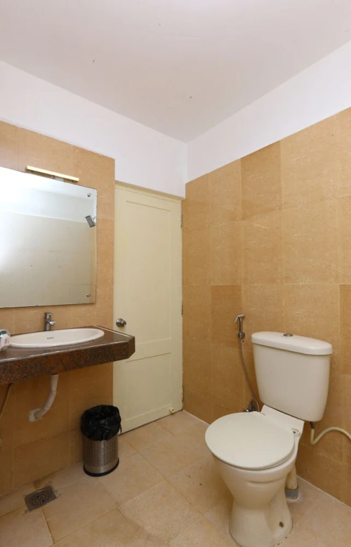 Hotel Planet Grande by OYO Rooms