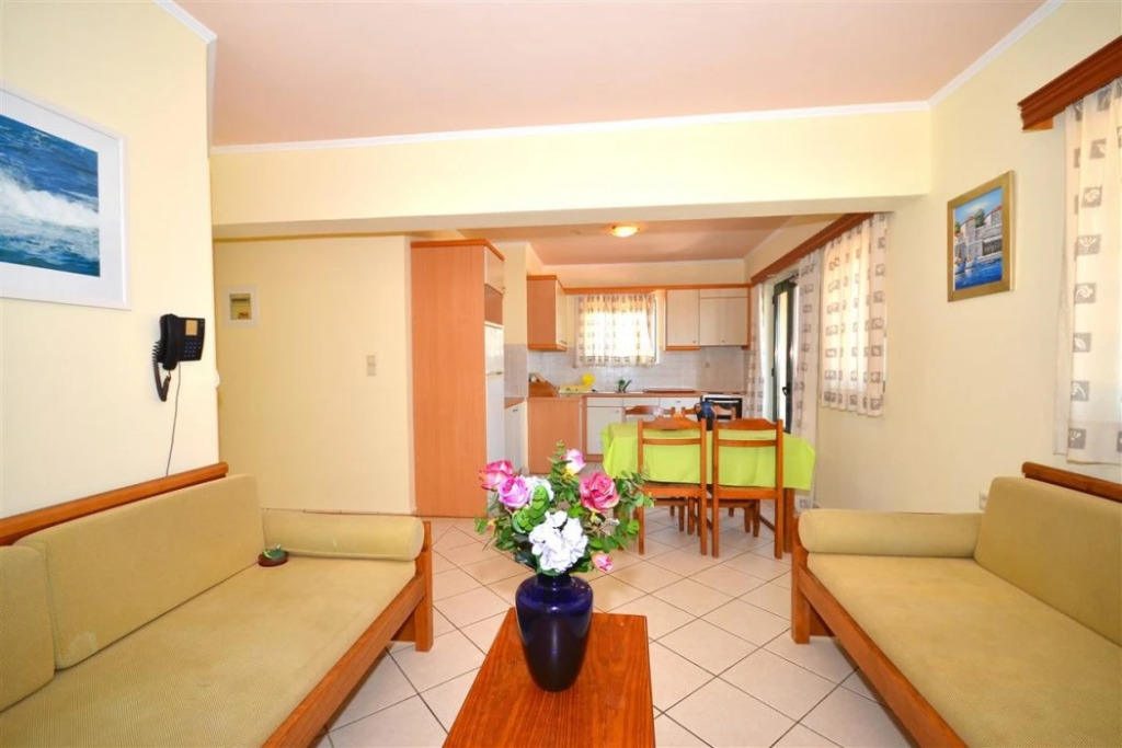 Aloni Suites