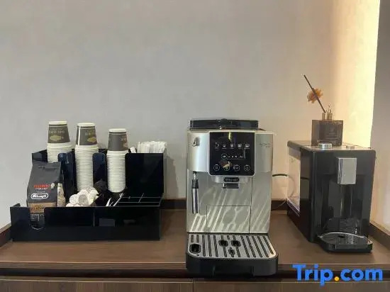 Homeinn Skyl'ne Cloud Hotel (Haiyang Taihua City Square)