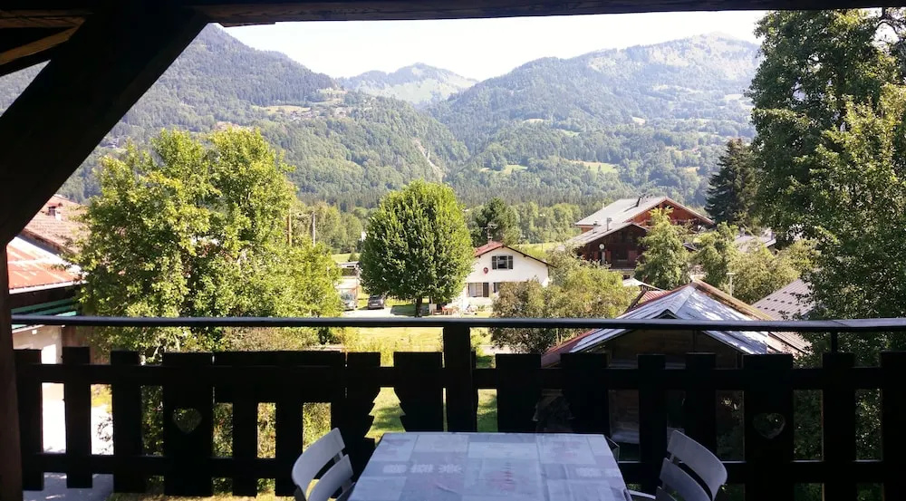 Chambres dHôtes Chalet de la Source