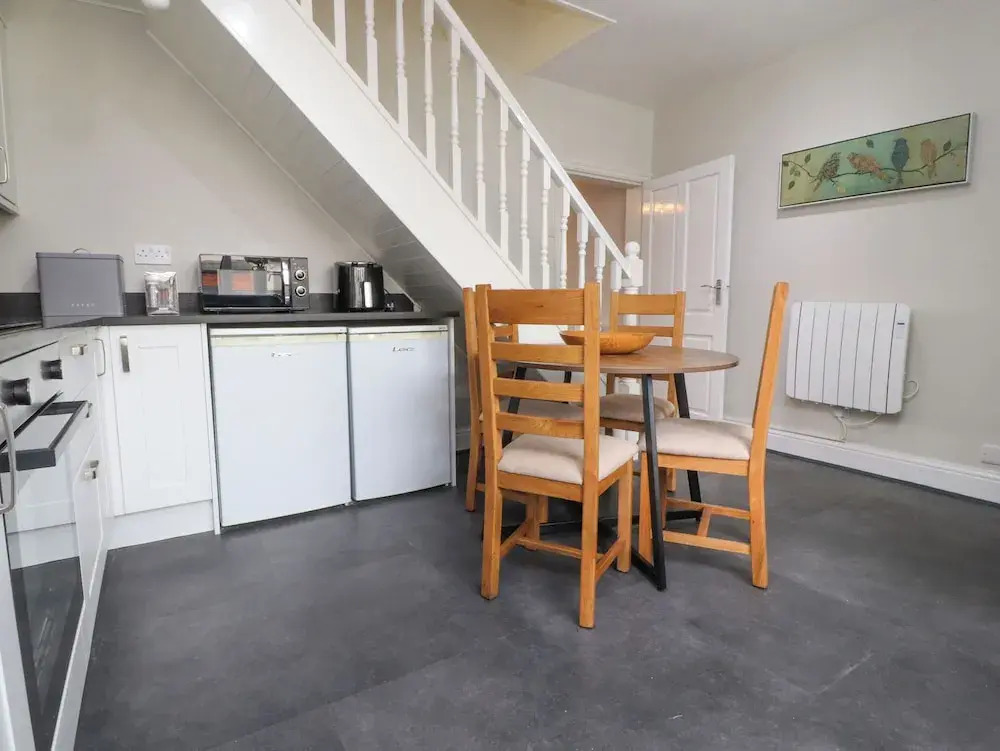 3 Cowper Place