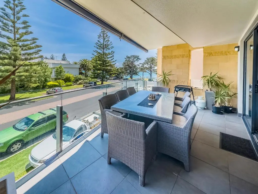 Cscape 3brm Apartment with a View