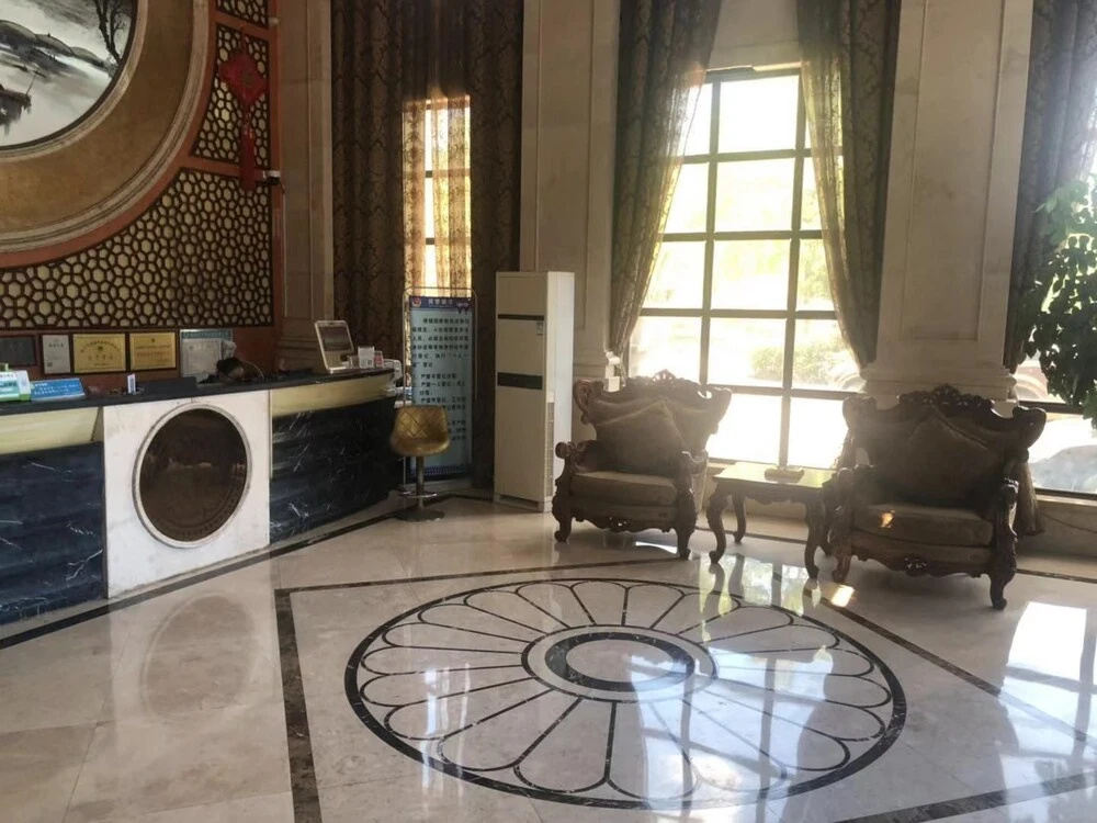 Yi Jiangnan Holiday Hotel