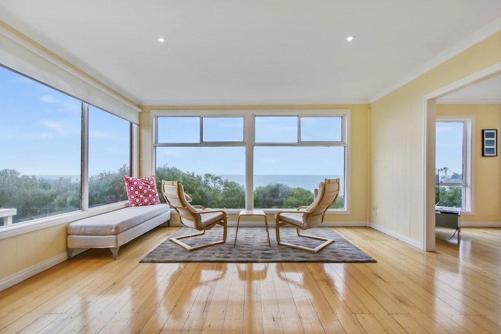 Lake Tyers Beach House - Spacious Coastal Escape