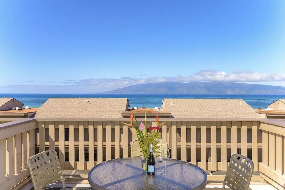 Kahana Sunset E5 by RedAwning