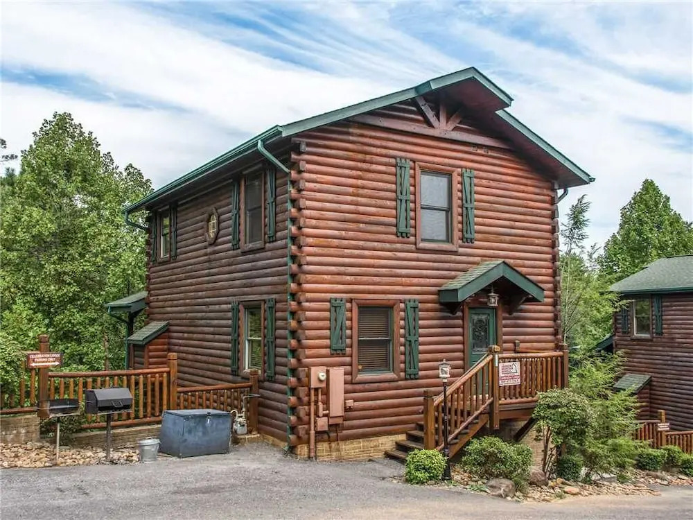 Celebration Lodge 4 Bedroom Home with Hot Tub