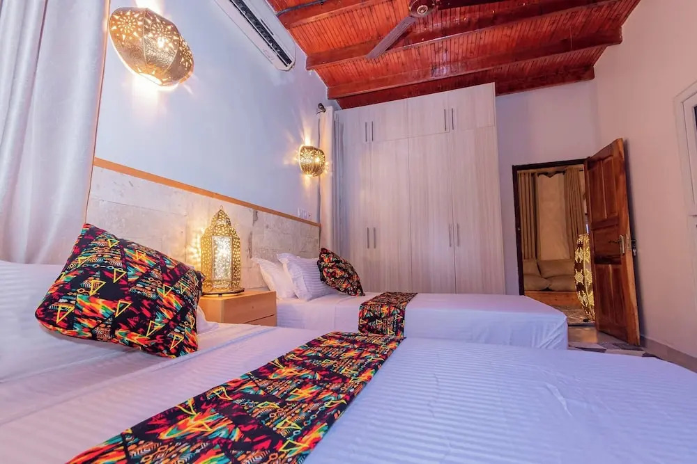 Luxurious Diani Beach Villa with Private Pool