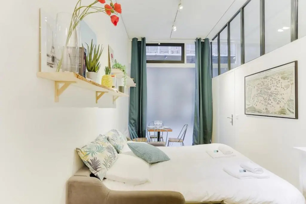Design Apartment for 4 people between Louvre & Opera