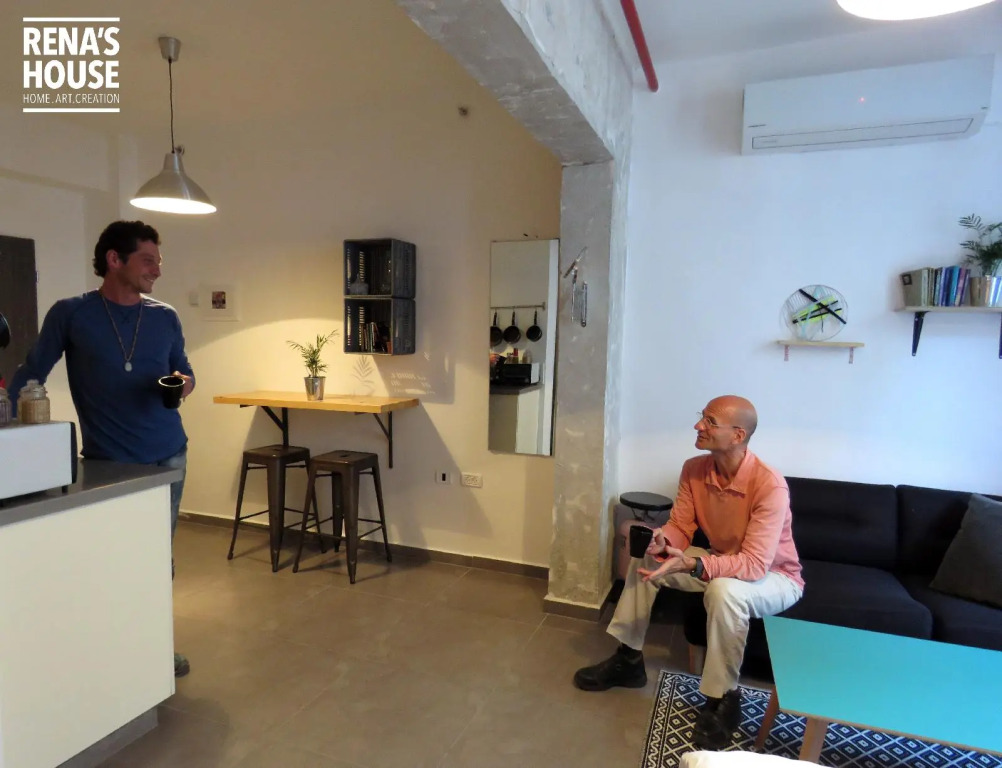 Renas House Smart Hotel