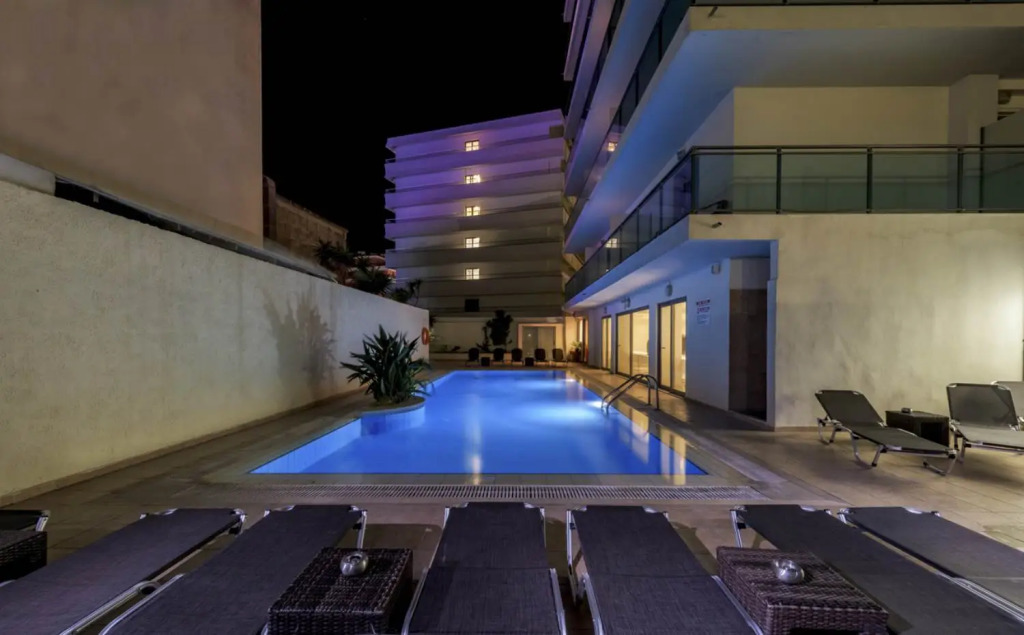Ledras Beach Hotel