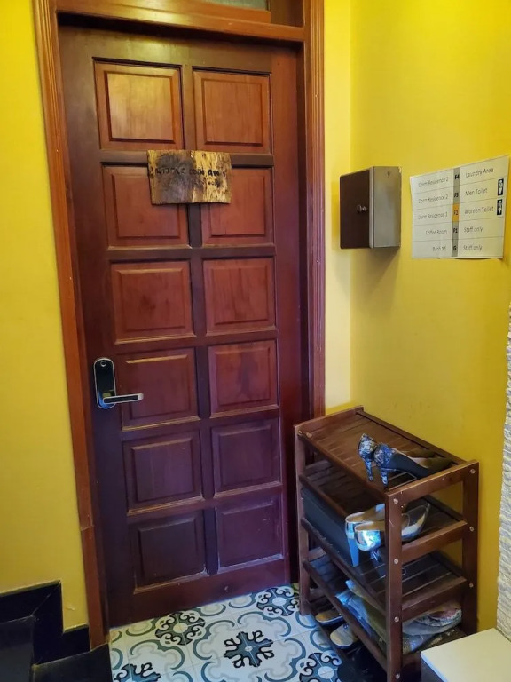 Grandma Lu - Banh Mi Coffee  Hostel