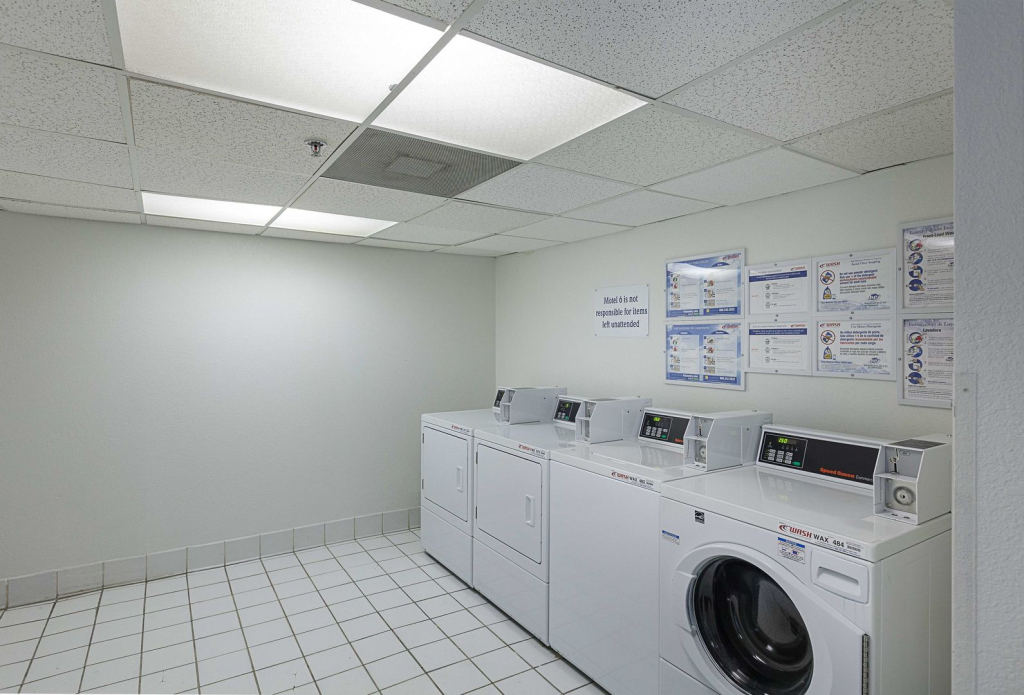 Motel 6-Bedford, TX - Fort Worth