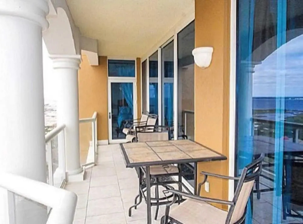 Portofino, Tower 5 - 2 Bedroom Unit - Sleeps 6 condo