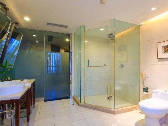 Eton Hotel