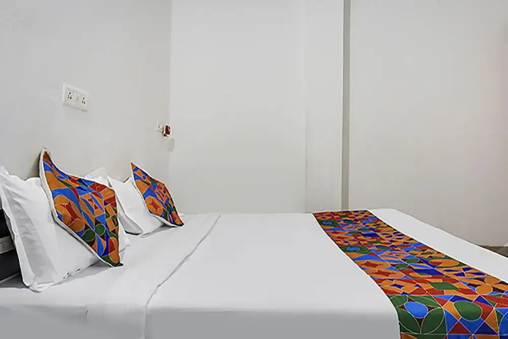 FabHotel Galaxy Airport Inn, Airport Road