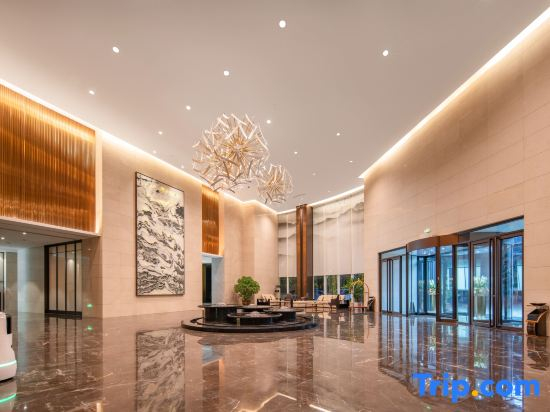 World Hotel (Linyi Pingyi )