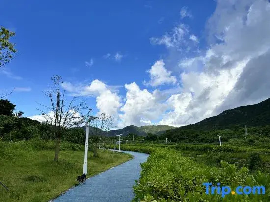 Xunmei Holiday Hotel