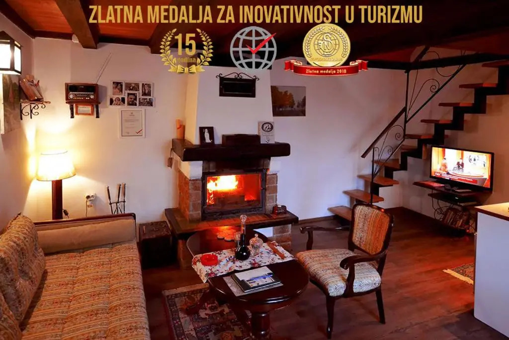 Brvnare Platan Fruška Gora