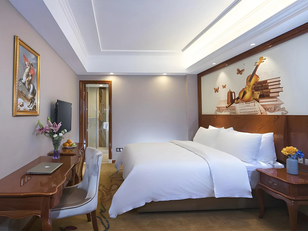 Vienna Hotel (Longmen)