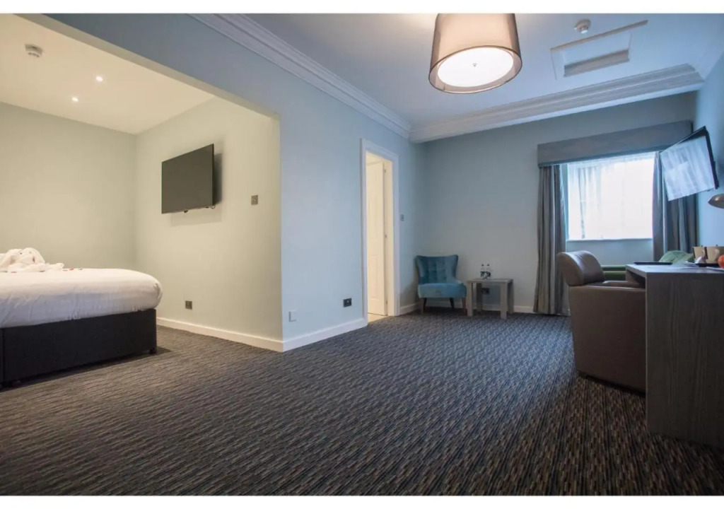 London Chigwell Prince Regent Hotel, BW Signature Collection