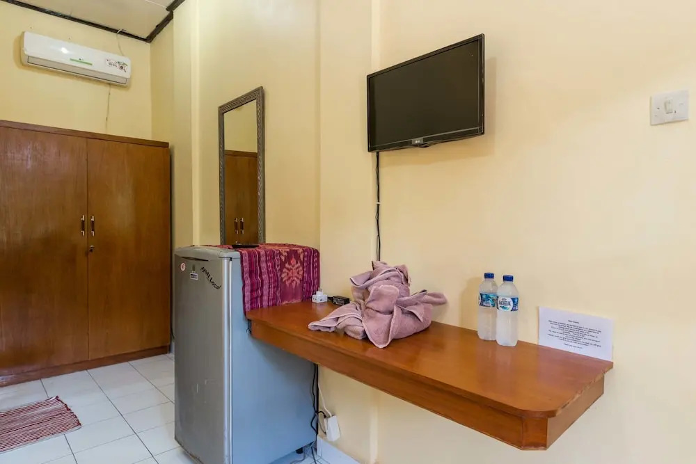 RedDoorz near Duyung Beach Sanur