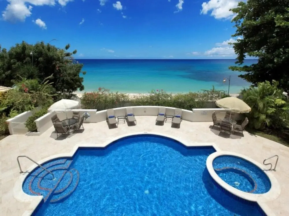 Sunny Vacation Villa 90
