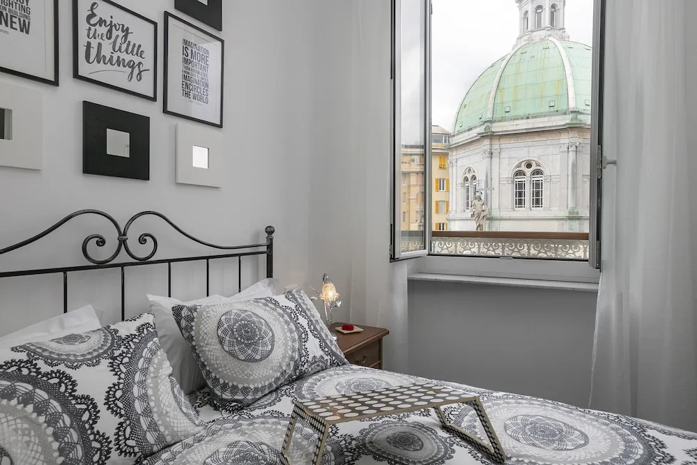 Homes in Genoa - Les Maisons de Genes